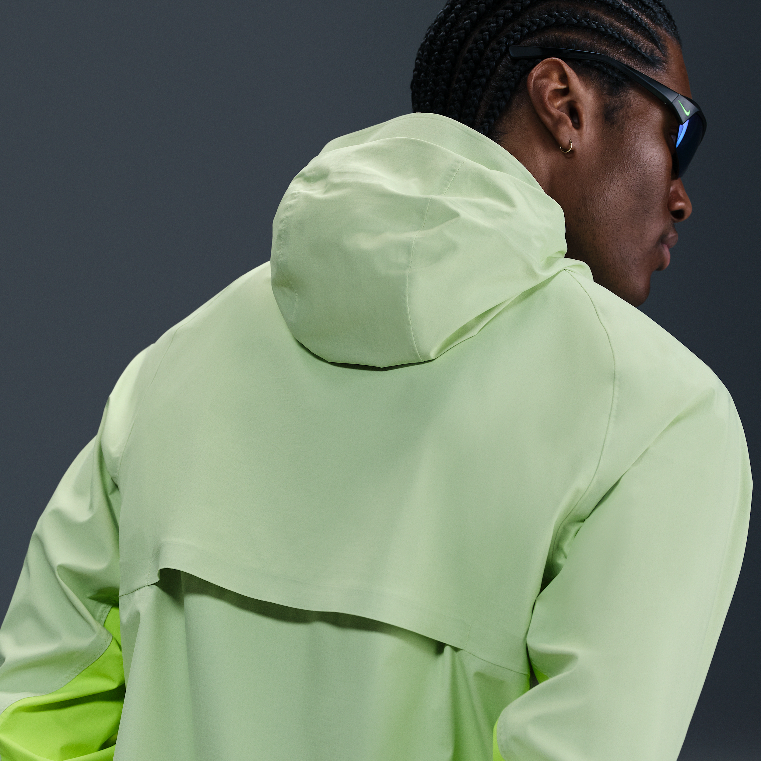 Nike Cosmic Peaks Men's Storm-FIT ADV Running Jacket - Yellow