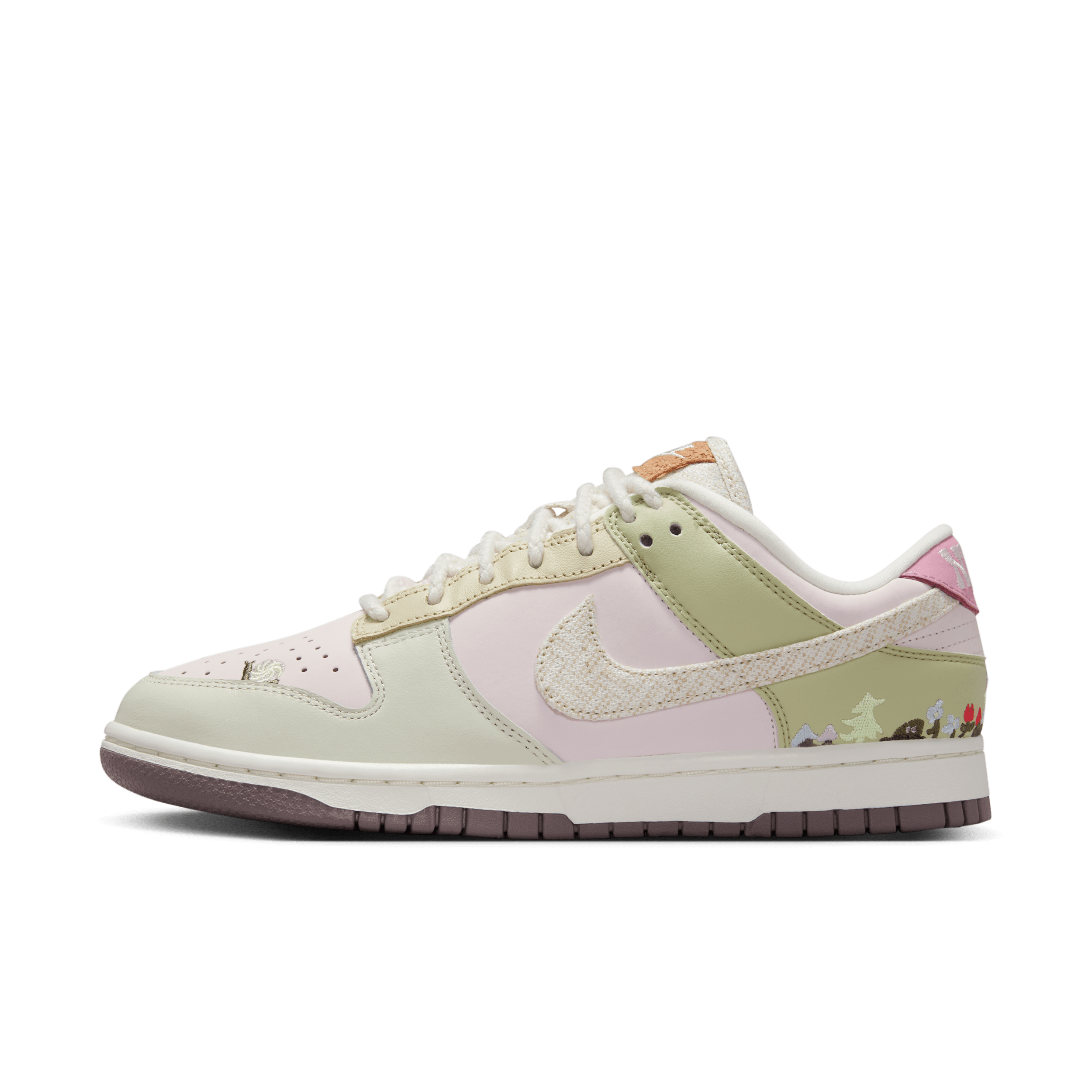 【ナイキ(NIKE)公式ストア】ナイキ ダンク LOW LX ウィメンズシューズ IB8876-661 ピンク 【ナイキ(NIKE)公式ストア】ナイキ ダンク LOW LX ウィメンズシューズ IB8876-661 ピンク