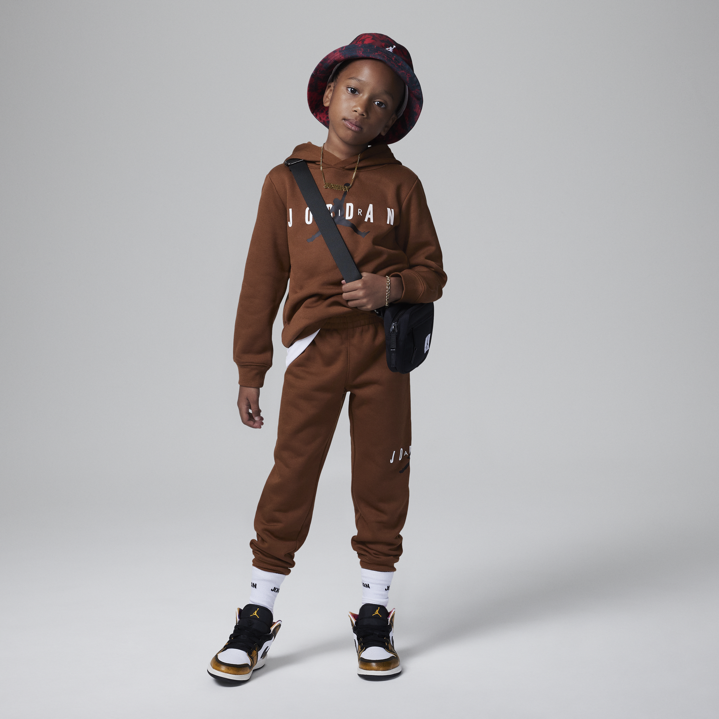 Nike Todelt Jordan Sustainable Pullover Hoodie Set-sæt til mindre børn - brun