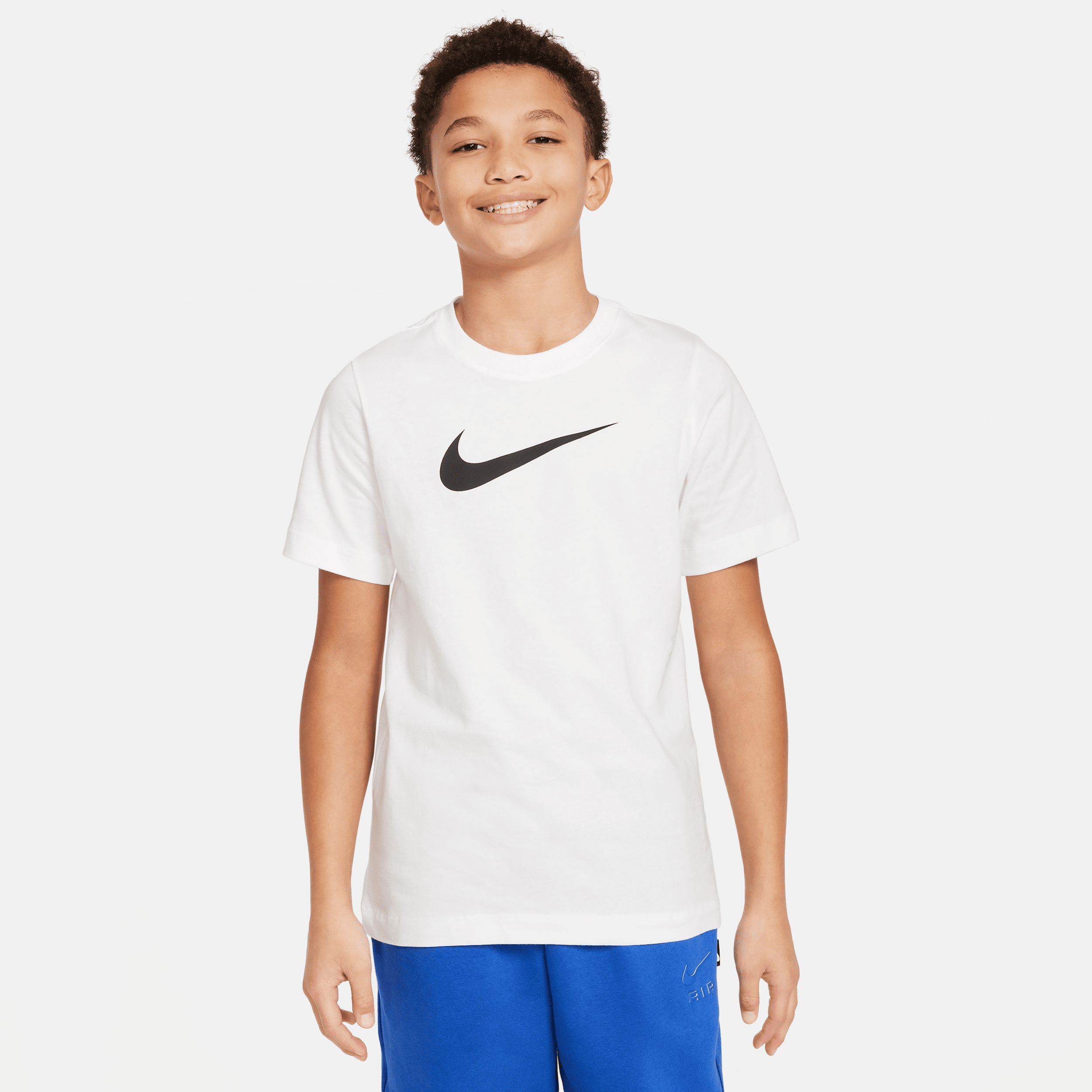 【ナイキ(NIKE)公式ストア】ナイキ スポーツウェア ジュニア (ボーイズ) Tシャツ DV2572-100 ホワイト 【ナイキ(NIKE)公式ストア】ナイキ スポーツウェア ジュニア (ボーイズ) Tシャツ DV2572-100 ホワイト