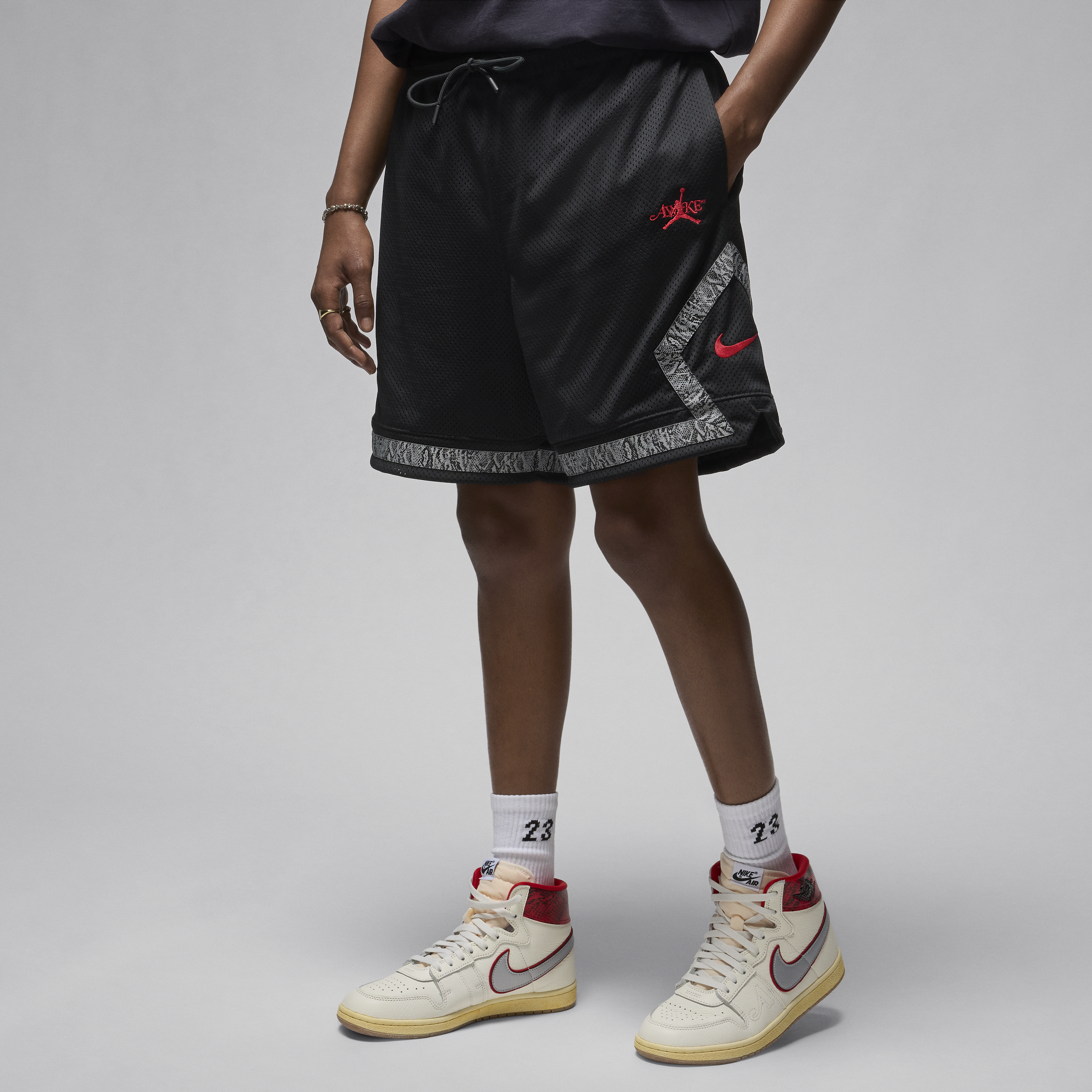 【ナイキ(NIKE)公式ストア】ジョーダン x アウェイク NY メンズ ダイアモンド ショートパンツ FQ5449-010 ブラック 【ナイキ(NIKE)公式ストア】ジョーダン x アウェイク NY メンズ ダイアモンド ショートパンツ FQ5449-010 ブラック