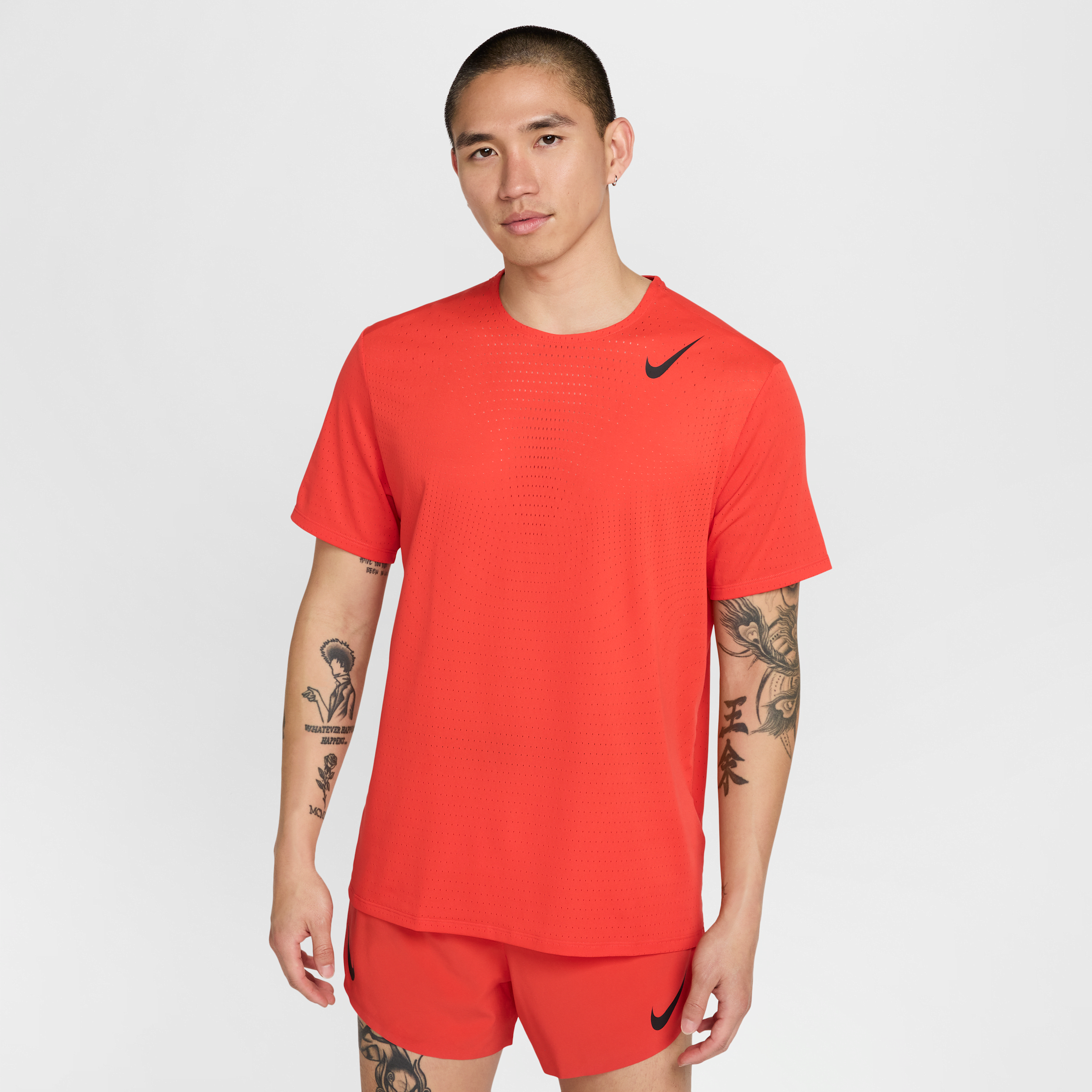 【ナイキ(NIKE)公式ストア】ナイキ エアロスイフト メンズ Dri-FIT ADV ショートスリーブ ランニングトップ HJ3378-696 レッド 【ナイキ(NIKE)公式ストア】ナイキ エアロスイフト メンズ Dri-FIT ADV ショートスリーブ ランニングトップ HJ3378-696 レッド