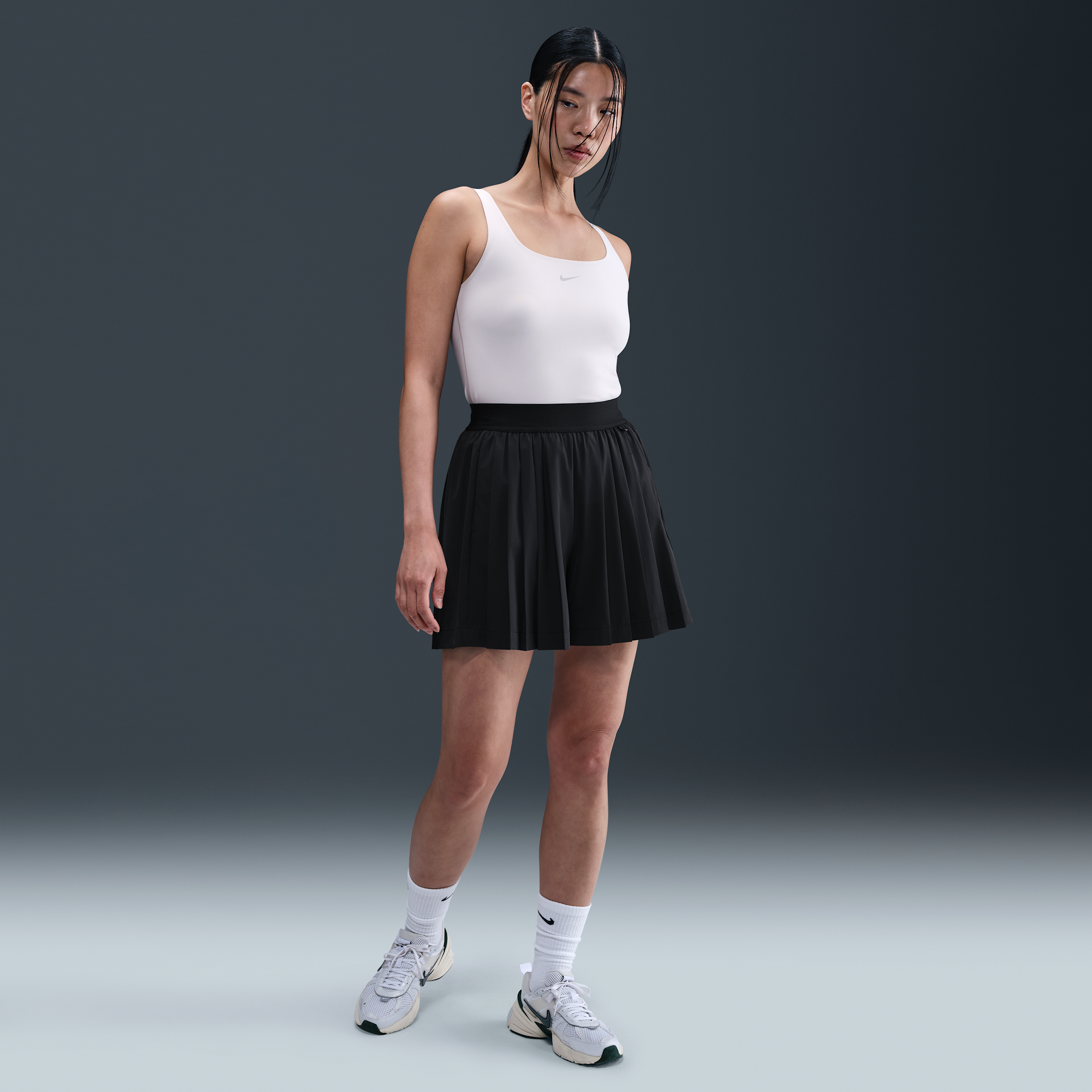 【ナイキ(NIKE)公式ストア】ナイキ 24.7 PerfectStretch ウィメンズ Dri-FIT ハイウエスト ルーズ プリーツ スコート IB2347-010 ブラック 【ナイキ(NIKE)公式ストア】ナイキ 24.7 PerfectStretch ウィメンズ Dri-FIT ハイウエスト ルーズ プリーツ スコート IB2347-010 ブラック