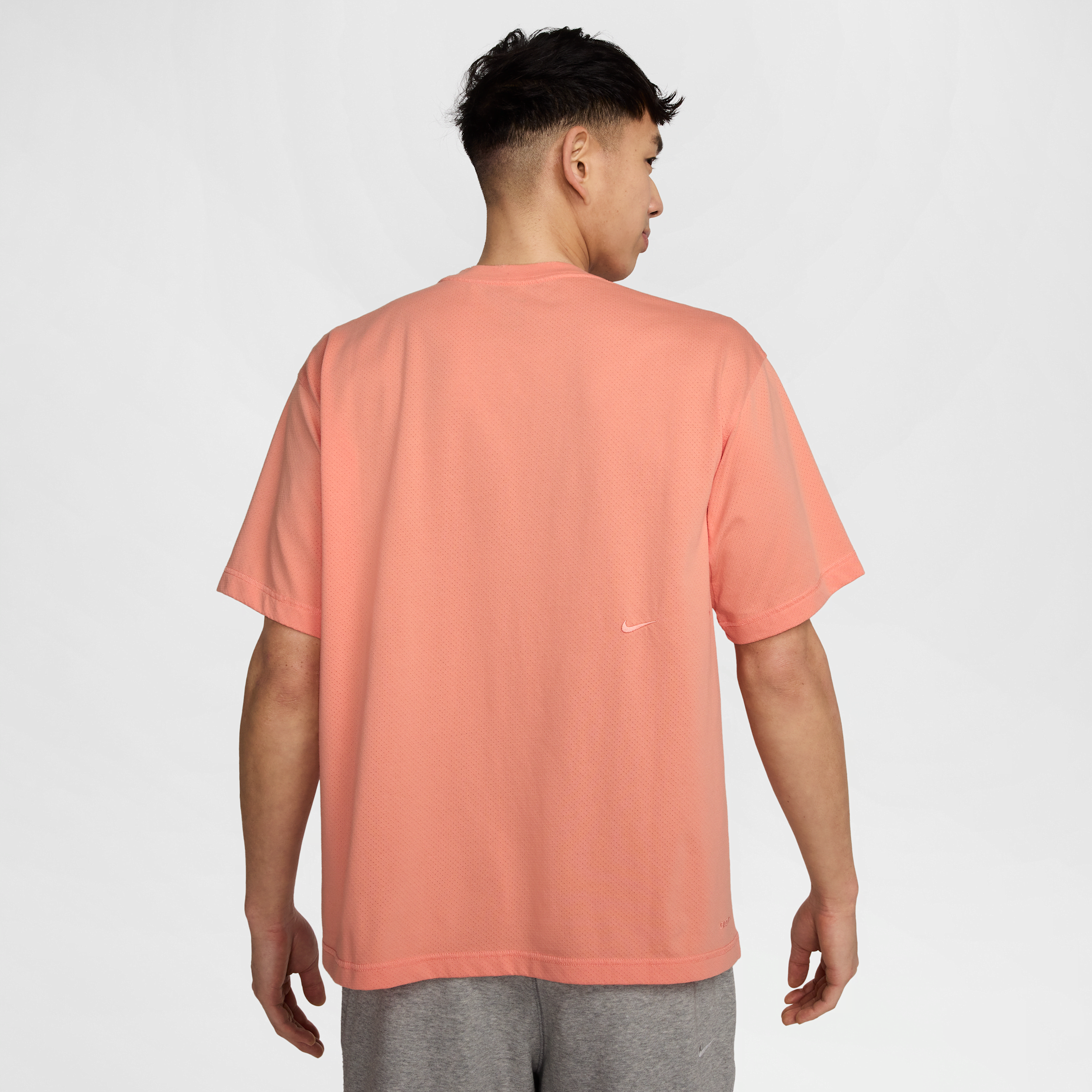 Nike Training Heritage Dri-Fit T-Shirt In Peach - Lpink | HJ3126