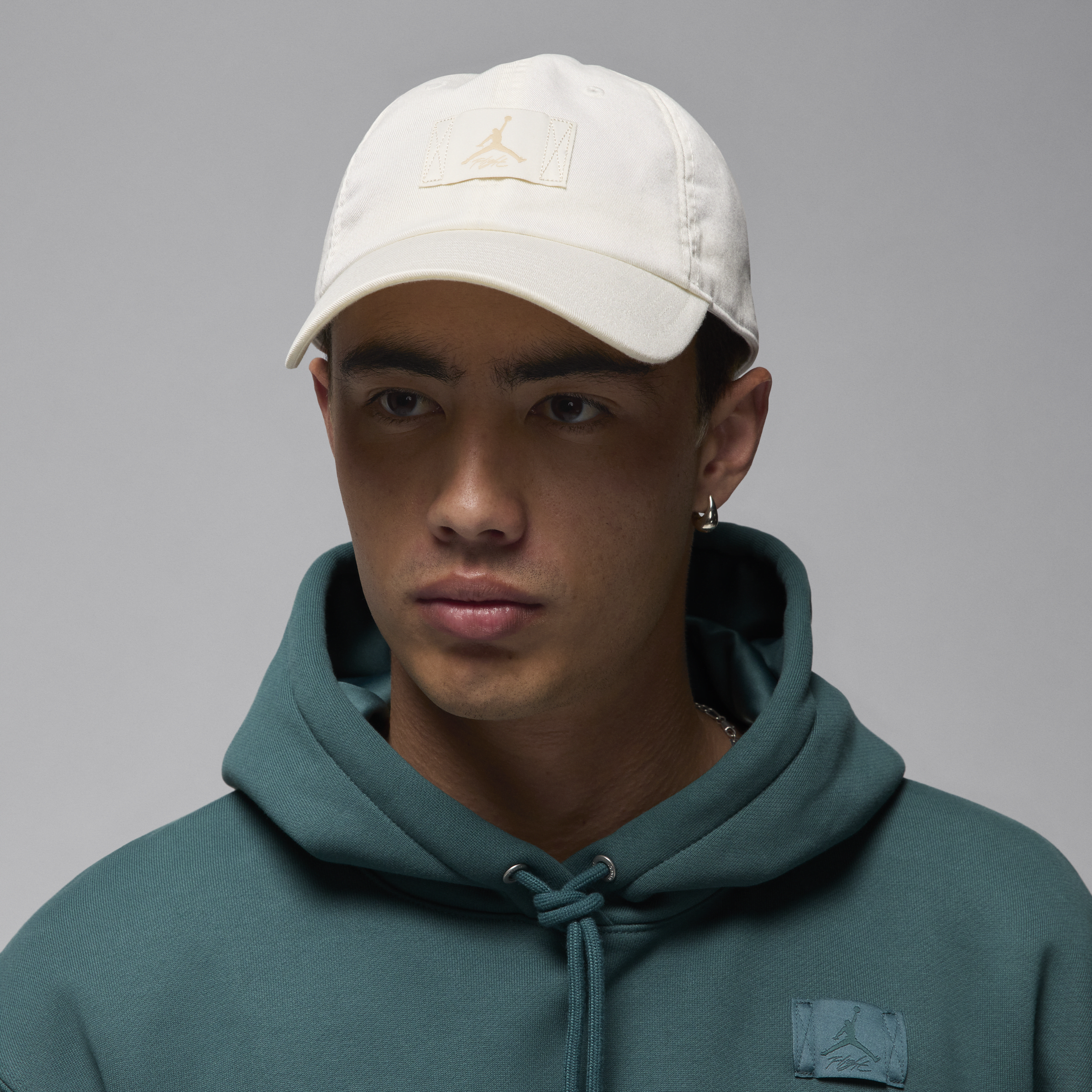 【ナイキ(NIKE)公式ストア】ジョーダン クラブ キャップ アジャスタブル キャップ FD5181-133 ホワイト 【ナイキ(NIKE)公式ストア】ジョーダン クラブ キャップ アジャスタブル キャップ FD5181-133 ホワイト