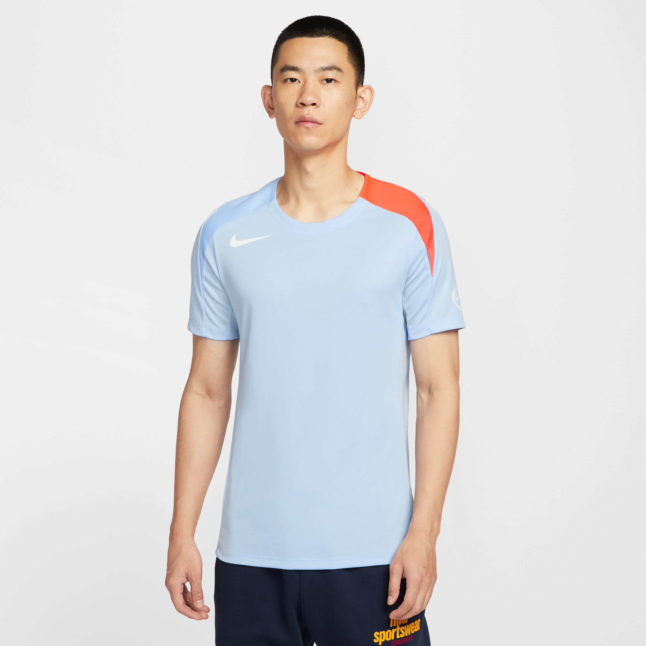【ナイキ(NIKE)公式ストア】ナイキ ストライク メンズ Dri-FIT サッカートップ HV6401-425 ブルー 【ナイキ(NIKE)公式ストア】ナイキ ストライク メンズ Dri-FIT サッカートップ HV6401-425 ブルー