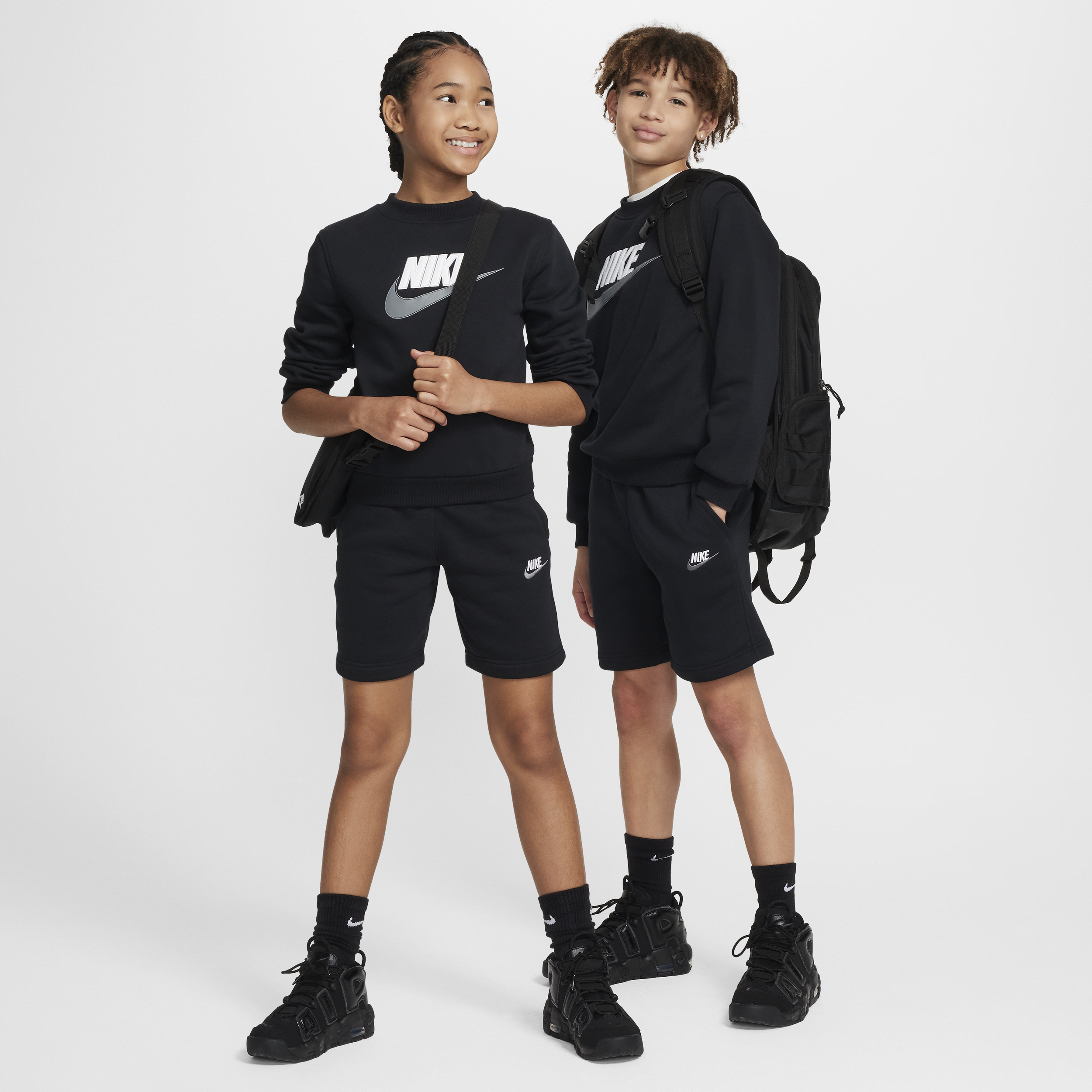 Nike Sportswear Club Fleece-tracksuit med shorts til større børn - sort