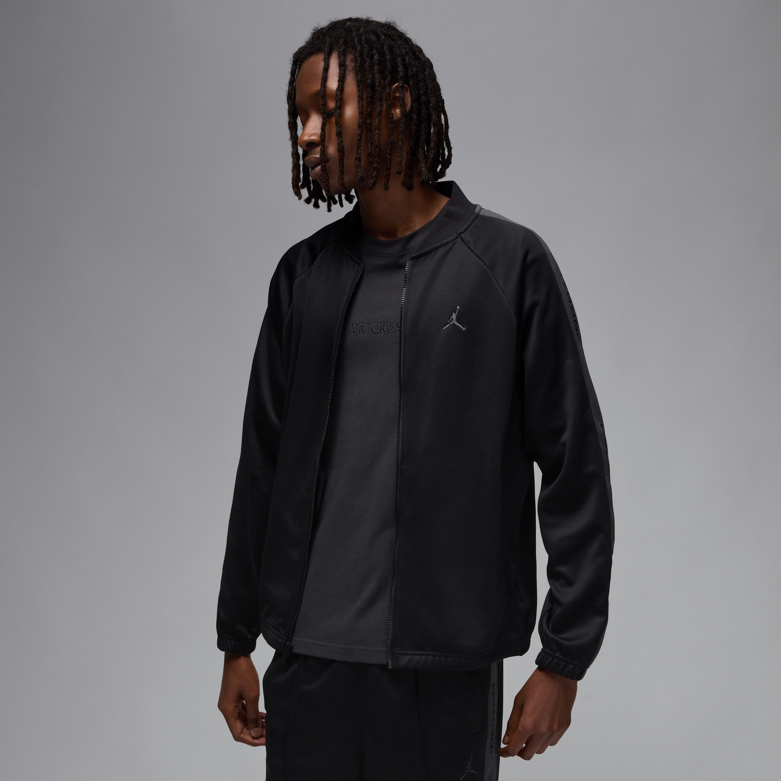 【ナイキ(NIKE)公式ストア】ジョーダン エッセンシャル メンズ トラックスーツ ジャケット HF9339-010 ブラック 【ナイキ(NIKE)公式ストア】ジョーダン エッセンシャル メンズ トラックスーツ ジャケット HF9339-010 ブラック