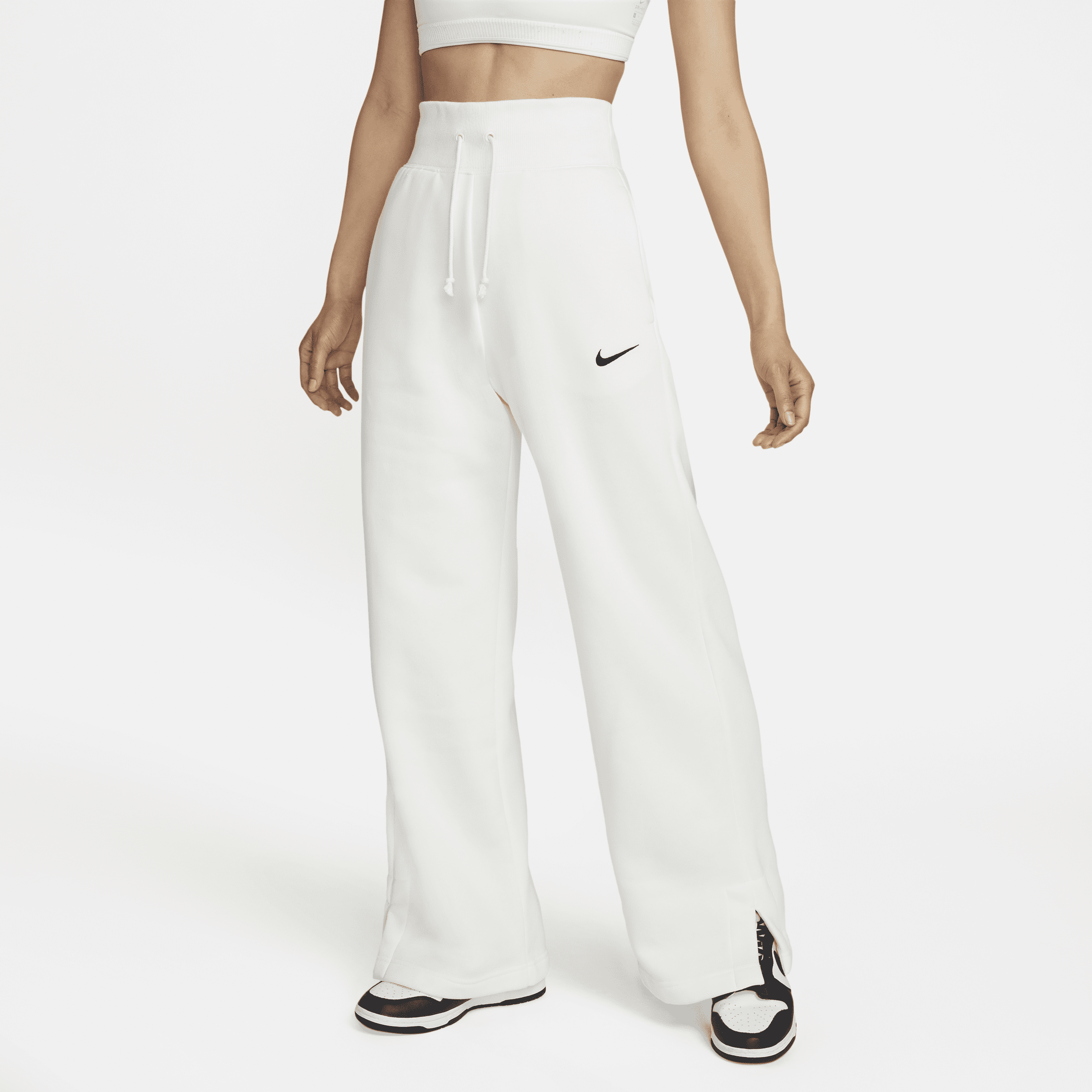 【ナイキ(NIKE)公式ストア】ナイキ スポーツウェア フェニックス フリース ウィメンズ ハイウエスト ワイドレッグ スウェットパンツ DQ5616-133 ホワイト 【ナイキ(NIKE)公式ストア】ナイキ スポーツウェア フェニックス フリース ウィメンズ ハイウエスト ワイドレッグ スウェットパンツ DQ5616-133 ホワイト