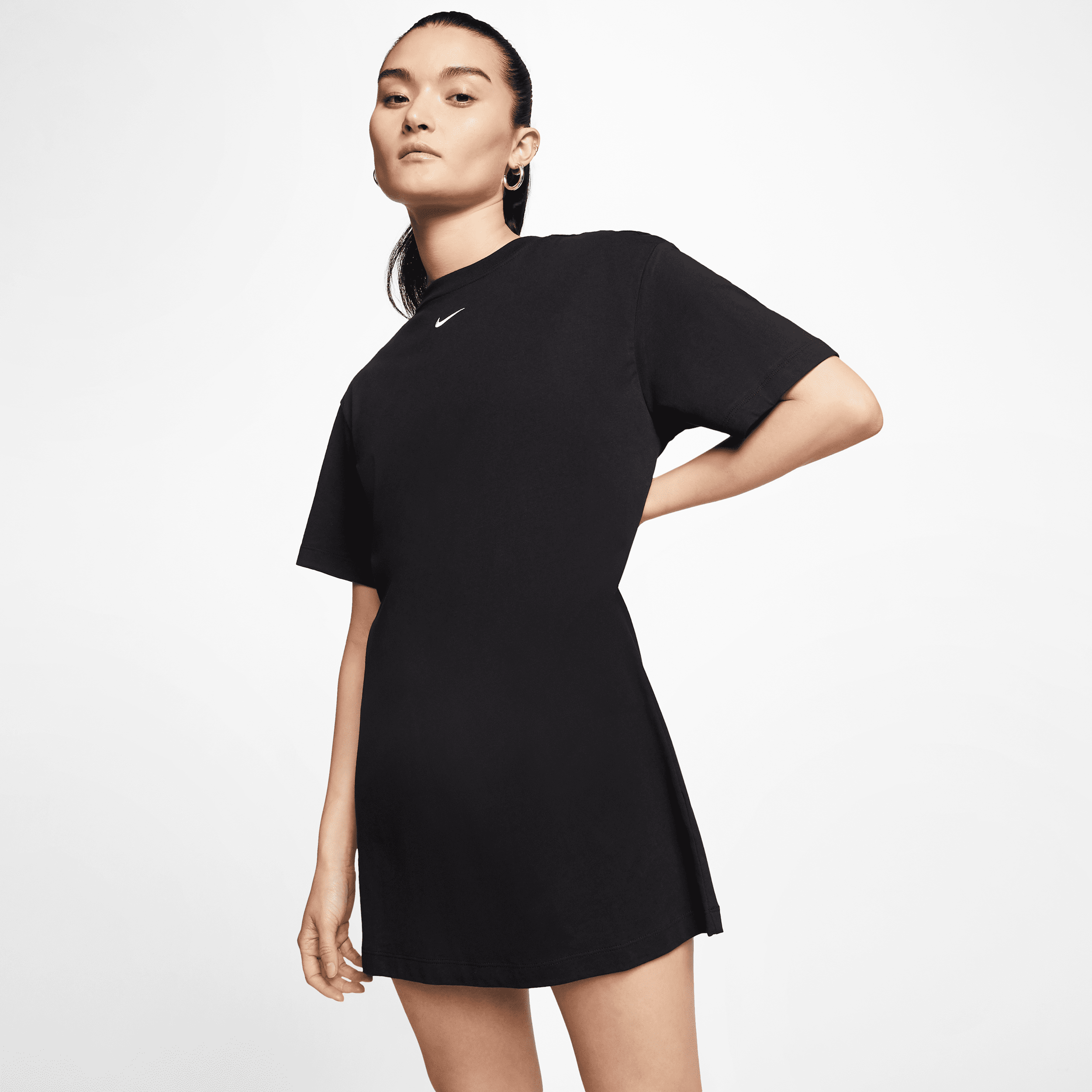 【ナイキ(NIKE)公式ストア】ナイキ スポーツウェア エッセンシャル ウィメンズドレス CJ2243-010 ブラック 【ナイキ(NIKE)公式ストア】ナイキ スポーツウェア エッセンシャル ウィメンズドレス CJ2243-010 ブラック