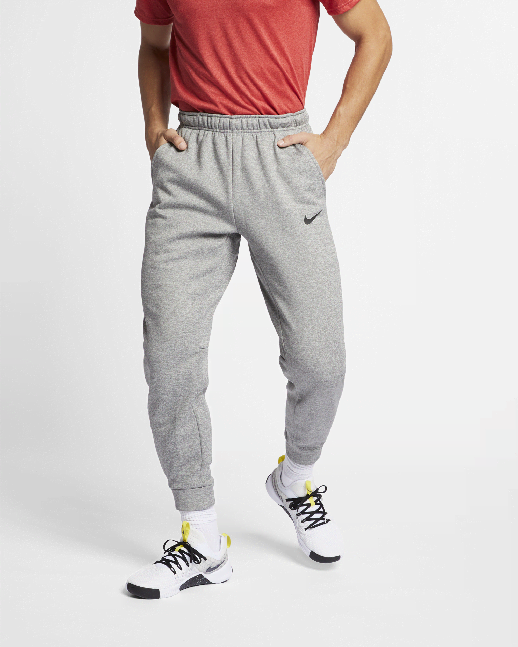 Nike tapered hotsell therma pants