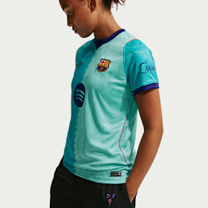 3e maillot de foot Replica Nike Dri-FIT FC Barcelona 2026/27 Stadium pour femme - Vert, vue 3