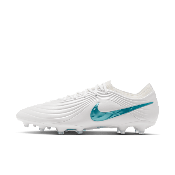 Chaussure de foot basse à crampons pour terrain synthétique Nike Tiempo Maestro Elite - Blanc