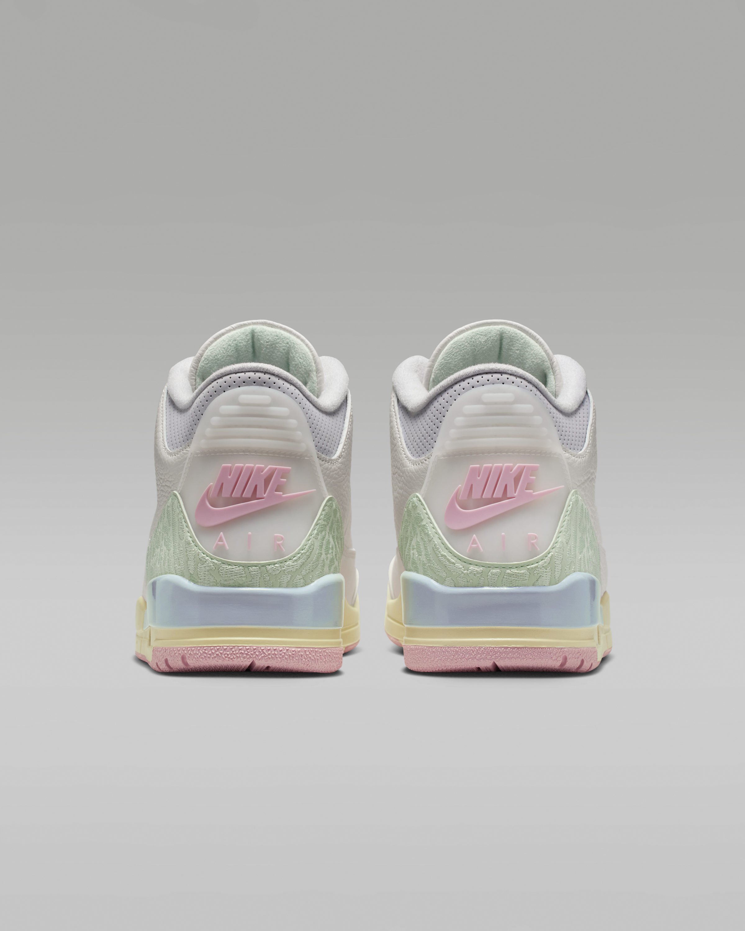 Air Jordan 3 Retro 'Sail and Jade Aura' Men's Shoes - Sail/Aura/Iced Carmine/Jade Aura - View 6