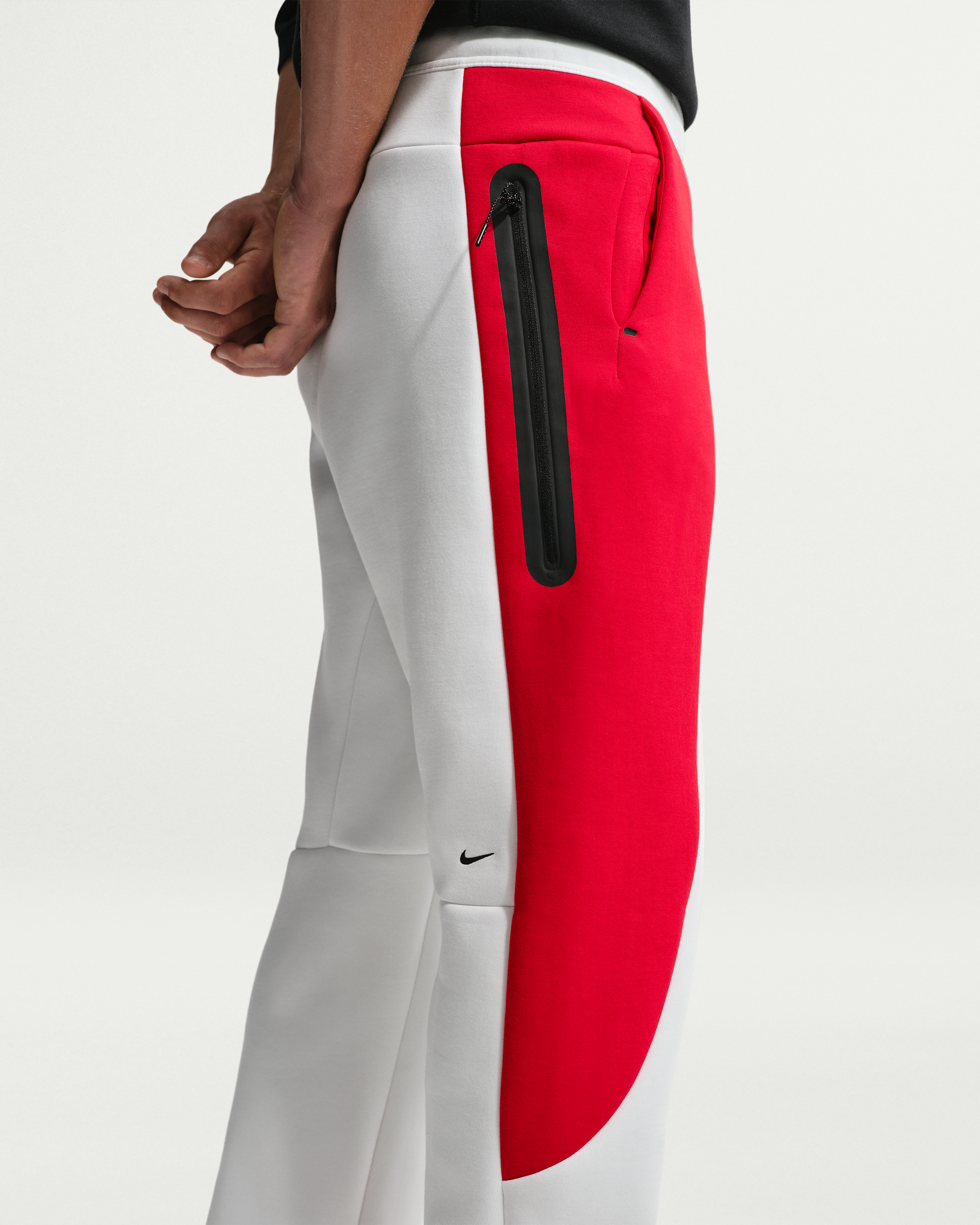 Nike Tech Men's Colour-Block Open-Hem Fleece Trousers - Summit White/University Red/Black - View 3
