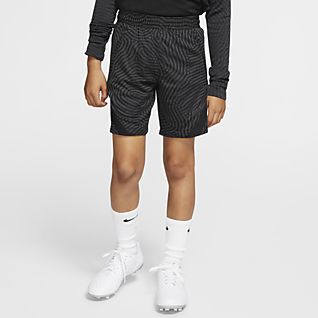 Erkek Cocuk Sortlar Nike Tr