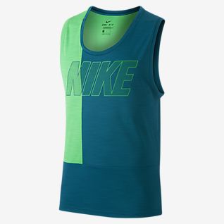 have a nike day tank top