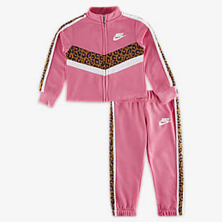 girls nike track suits