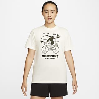 Nike Sportswear 女款地球日 T 恤