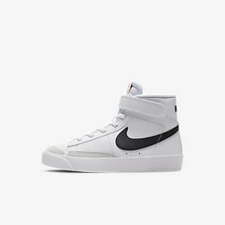 white nike shoes for girls