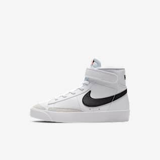 triple white nike blazer