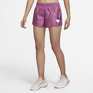 Nike Dri-FIT Swoosh Run กางเกงวิ่งขาสั้นผู้หญิง