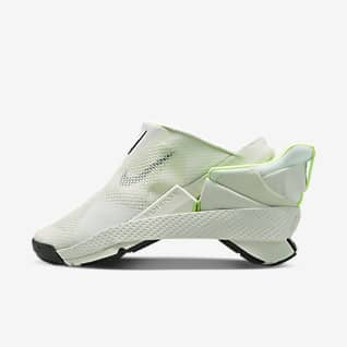 Nike Go FlyEase Schuh