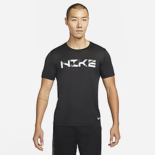 Nike Dri-FIT Sport Clash Men's Training T-Shirt