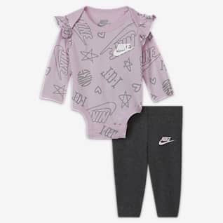 Nike Baby (0-9M) Bodysuit and Pants Set