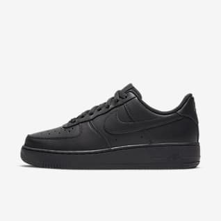 Womens black on black nike shoes clearance