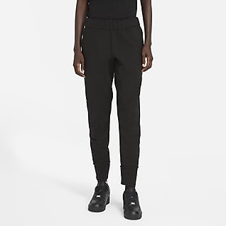 women's nike therma joggers