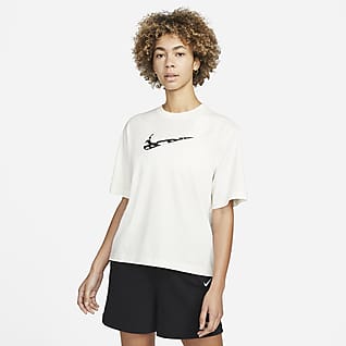 Nike Sportswear Playera de corte cuadrado para mujer