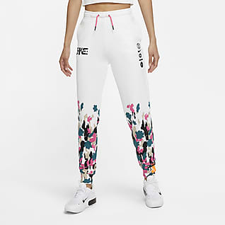 nike jogging outfits