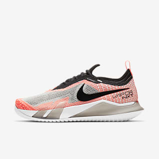 white nike tennis shoes