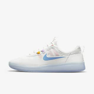 Nike low top skate shoes clearance