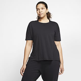 Nike Yoga Γυναικεία κοντομάνικη μπλούζα (μεγάλα μεγέθη)