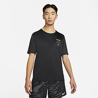Nike Dri-FIT UV Run Division Miler 男款圖樣短袖上衣