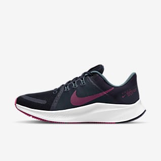 Nike Quest 4 Hardloopschoenen voor dames (straat)