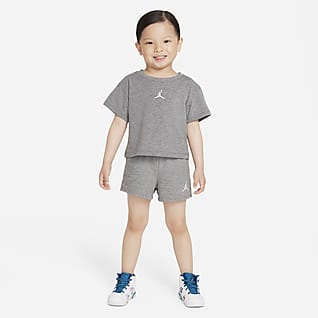Jordan Conjunto de playera y shorts para bebé (12-24M) 