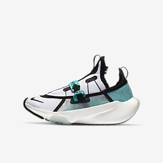 nike traverse shoes