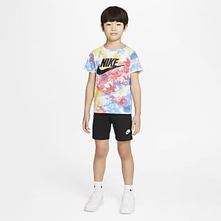 Nike Sportswear Conjunto de playera y shorts para niños talla pequeña