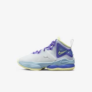 LeBron 19 Younger Kids' Shoes