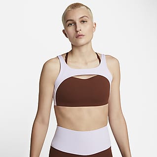 Nike Yoga Dri-FIT Indy Brassière de sport côtelée non rembourrée à maintien léger pour Femme