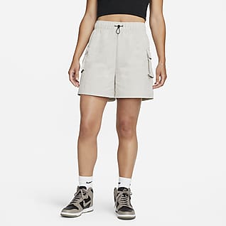 Nike Sportswear Essential Short tissé à taille haute pour Femme