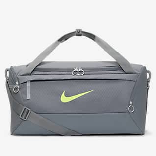 Nike Brasilia กระเป๋า Duffel เทรนนิ่งสำหรับอากาศหนาว (ขนาดเล็ก, 41 ล.)