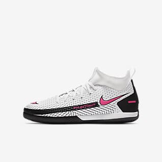 Erkek Cocuk Krampon Nike Tr