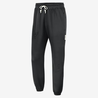 athletic joggers nike