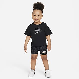 Nike Sportswear Baby (12-24M) T-Shirt and Bike Shorts Set