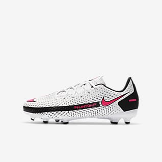 younger boys football boots