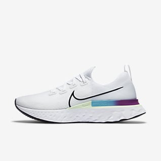 Men's White Running Shoes. Nike SG